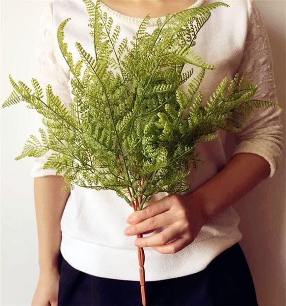 

Настоящее чувство прикосновения папоротник лист пучок 45 см/17.72 длина искусственные цветы зелень вечнозеленые растения для свадьбы центральные декоративные зелень