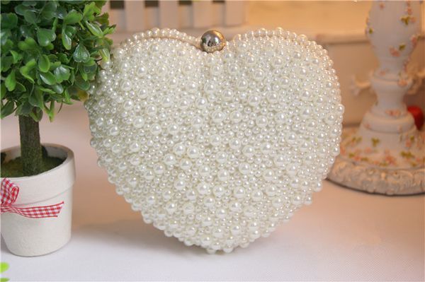 

2017 new arrival mini bridal hand pearls bags sweetheart bag dinner handbag fashion modern metal chain shoulder evening bags 18cm*19cm, Black