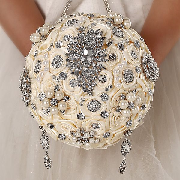 12 florists for modern valentine's day flowers Cheap New Style 2016 European Luxury Wedding Bouquets Beaded Silk