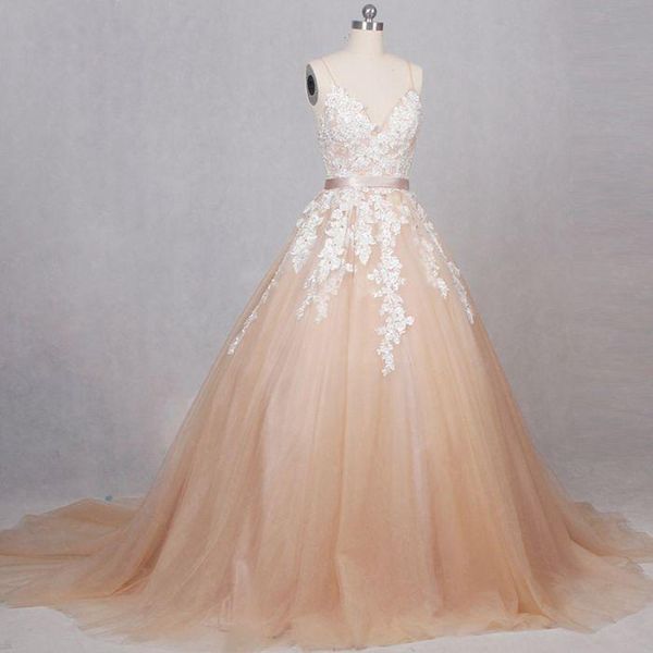 

аѬинне ампанкое вадебное плае пагеи Ѭемни бђин блеки кѬђжева апп, White