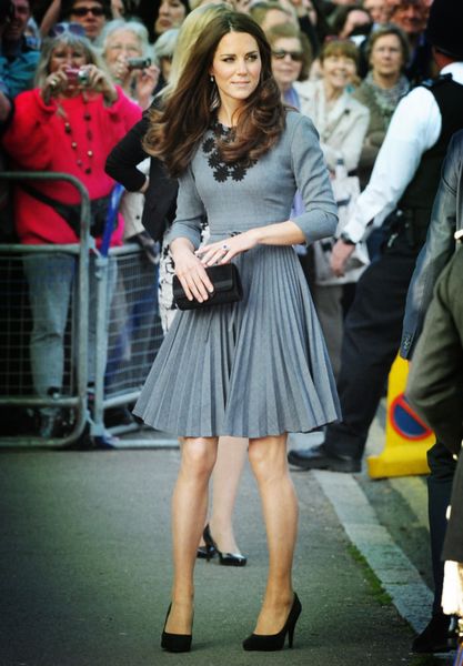 

kate middleton princess appliques dress elegant long sleeve pleated dresses w588, Black;gray