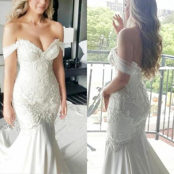 Splendidi 2017 spalle scoperte in pizzo e chiffon sirena abiti da sposa sexy applique cappella treno abito da sposa su misura Cina EN11158