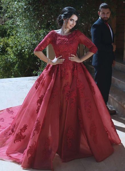Borgonha Vestidos De Casamento Gótico Com Trem Destacável Mangas Sheer Lace Apliques Botões Voltar Árabe Vestidos De Noiva Custom Made Couture