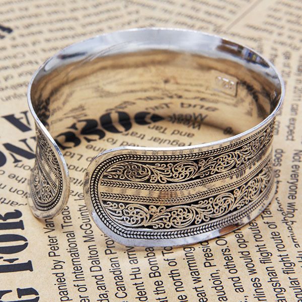 

Hot Sale Beautiful Brand New New Tibetan Tibet silver Plated Totem Bangle Cuff Bracelet