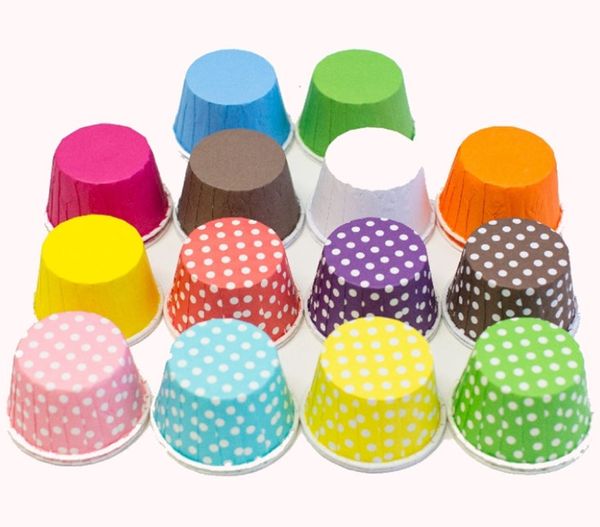 100pcs / lot Colorful Dots Pure Color Mini Paper Cake Liners Muffin Cupcake Cases Cups Dessert Decorating Baking Cups