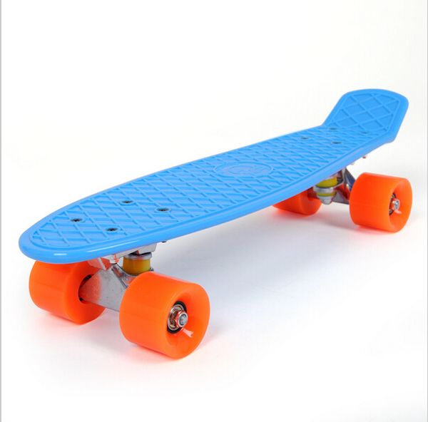 Wholesale-New Retro Classic Cruiser Style Skateboard Complete Deck Plastic Skate Board 12