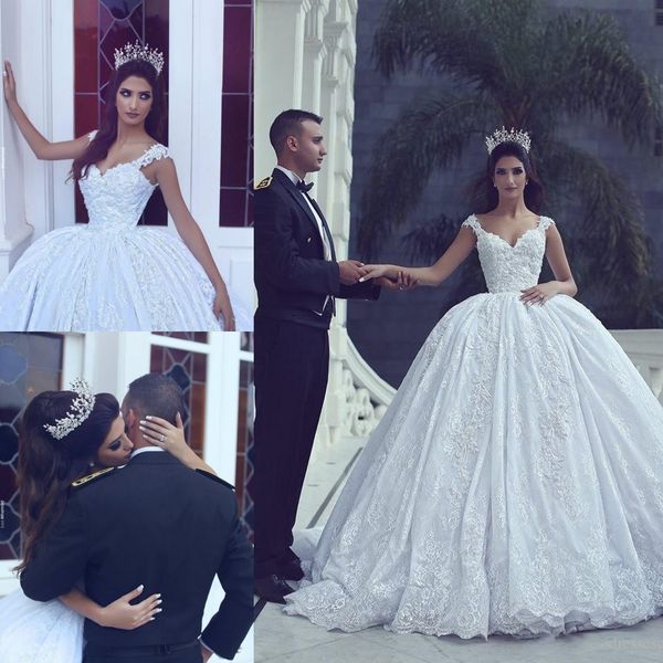 

2018 elegant morden white ball gown wedding dresses v-neck appliques dubai luxurious bridal gowns princess wedding gowns