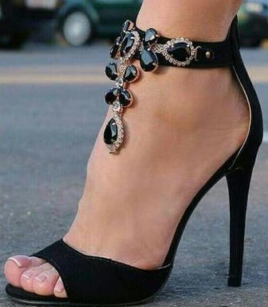 2017 Sandálias de Salto Alto Mulheres sapatos de Festa Sandálias Gladiador Peep Toe Sandália de Moda Diamante Sandálias Stud