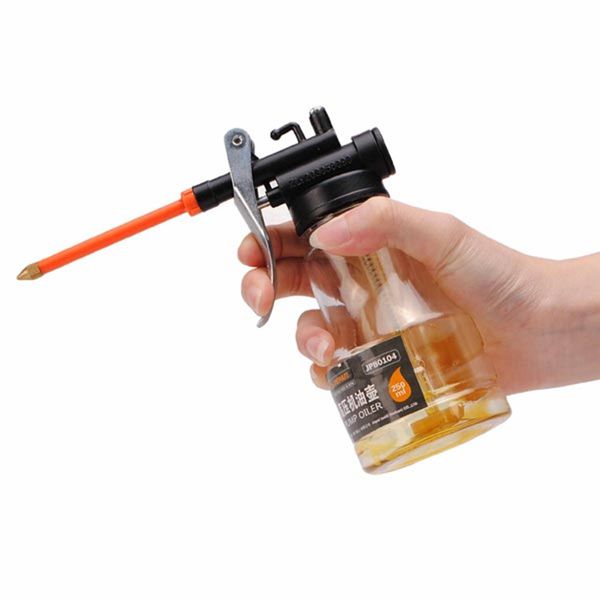 

wholesale- new transparent high pressure pump oiler 250ml lubrication oil can plastic machine oiler grease 245mm length flex gun