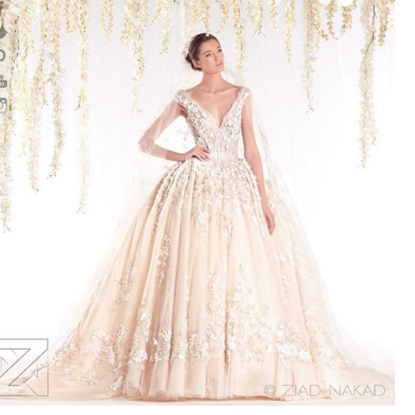 

дизайнер ziad nakad v-образным вырезом свадебные платья 2016 бальное платье весна кружево аппликации жемчуг свадебные платья на заказ, White