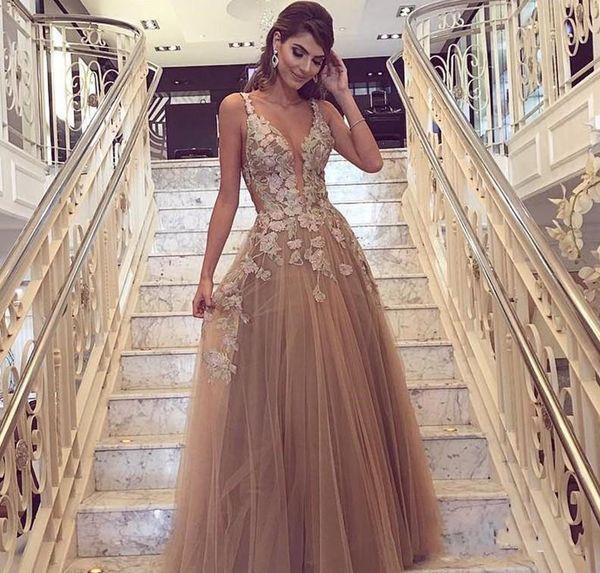 

2018 Cheap Petal Appliques Evening Dress A Line V Neck Floor Length Formal Holiday Wear Prom Party Gown Custom Made Plus Size