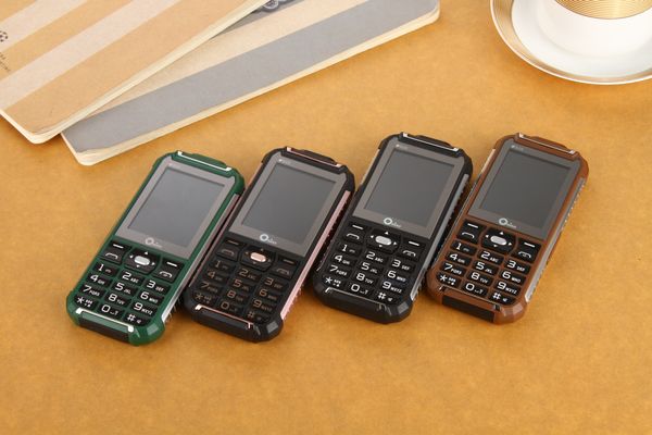 

Oeina XP6000 Power Bank Телефон Dual Torch Прочный мобильный телефон Металлическая сторона GSM Ст