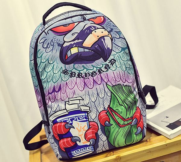 Незабудка на рюкзаке. Рюкзак Sprayground артикул: 0172048. Мультяшный рюкзак 3d. Рюкзак Sprayground с лицами. Рюкзак с мультяшными динозаврами.