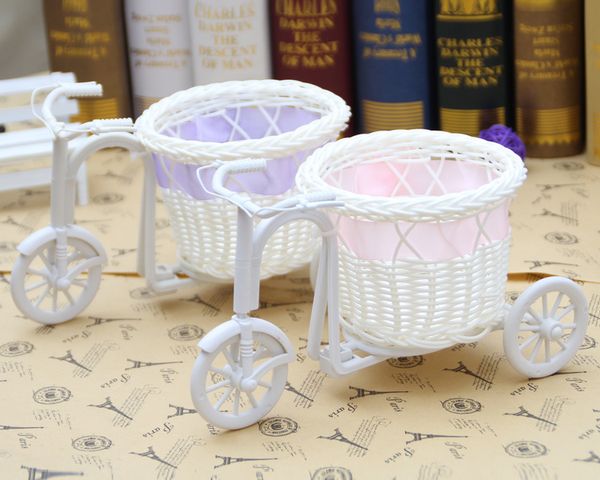 Chegam novas Decorações de Natal Triciclo Branco Bicicleta Projeto Flor Cesta De Armazenamento De Contêiner de Festa de Casamento frete grátis