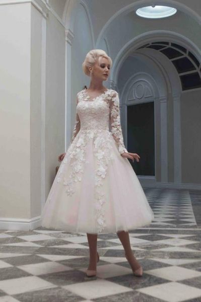 Vintage Style Wedding Dresses Scoop Long Sleeve Covered Button Tea Length Ball Gown Tulle Applique Ribbon Plus Size Bridal Gowns DH V150251 Tulle