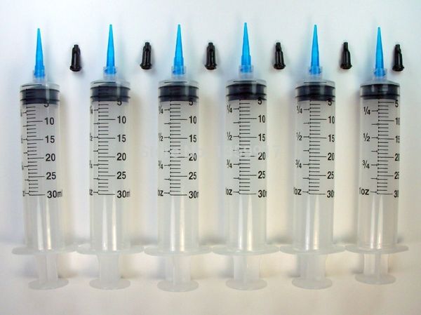

30ml luer lock syringe + tt 22g plastic tips hat