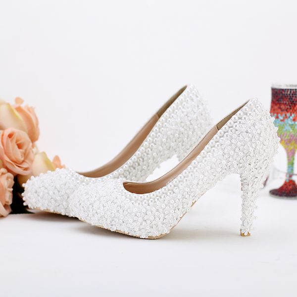 White Lace Flower Comfortable Wedding Shoes 3 Inches Heel Round