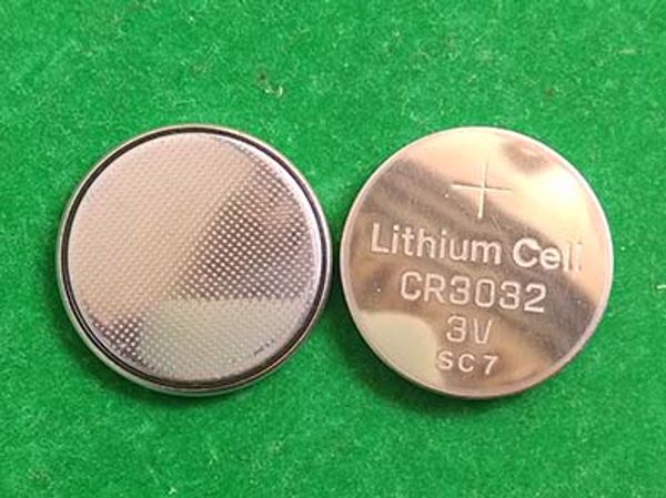 3V CR3032 Button Celular Bateria de lítio DL3032 BR3032 Para relógios Toys LED LUZES