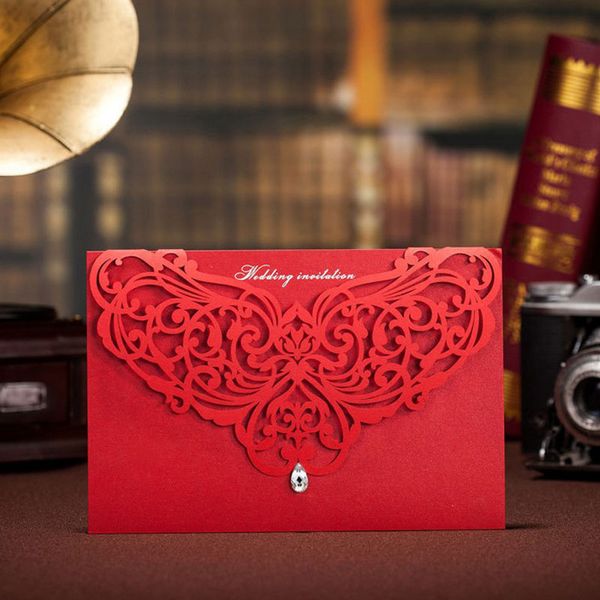 

wholesale- 2016 laser cut red wedding invitations cards+envelopes+seals convite casamento engagement gatefold invites party supplies