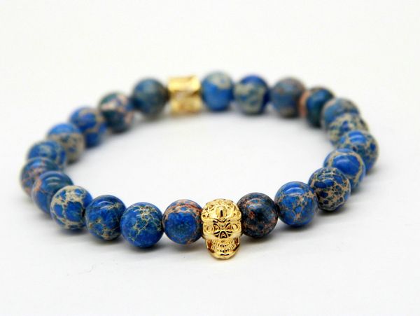 Neues Design, hochwertiger Schmuck, 8 mm große blaue Meeressediment-Steinperle mit bronzefarbenem Gold- und Silber-Totenkopf-Armband