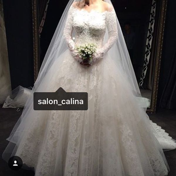 

custom made full lace off-shoulder long sleeve wedding dresses a-line gorgeous bridal gowns vestidos de novia exquisite design fashion, White