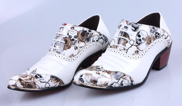 

italian fashion crime oxford shoes men's wedding dress patent leather shoes of carve patterns or designs on woodwork men office print, Black