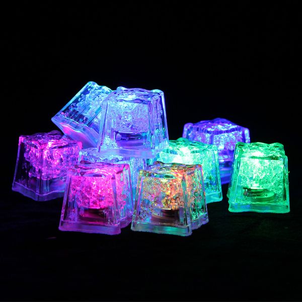 Novos produtos fornecem luz monocromática, cubo de gelo colorido, flash, suprimentos de casamento, suprimentos de barra LED Rave Toy