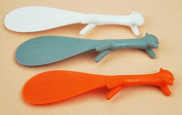 

new arrive lovely kitchen supplie squirrel shaped ladle non stick rice paddle meal spoon