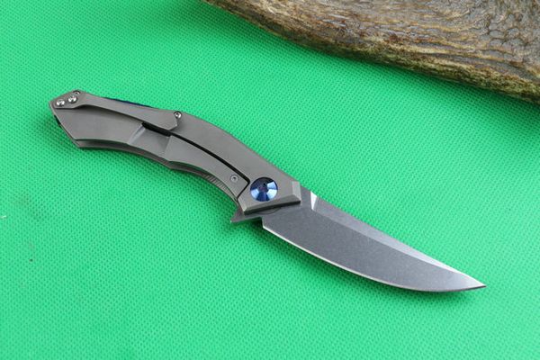 Großhandel D2-Stahl Flipper-Klappklingenmesser 60HRC SatinWire-Zeichnungsfinish Klinge Titangriff IKBS-System