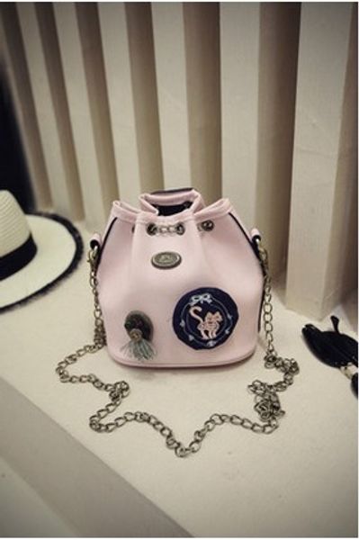 

2016 new fashion handbags. Single shoulder bag, satchel. Metal chain, bucket bag. Casual Bags. Lady bag. Mini bag.