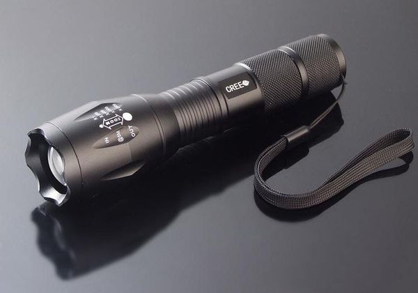 

самая низкая цена, ultrafire t6 cree xm-l t6 2000lumens высокой мощности факел масштабируемые светодиодный фонарик