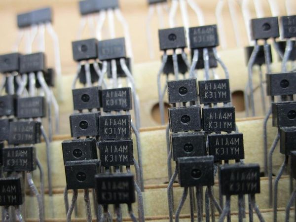 

nec power transistor aia4m a1a4m n1a4m absolutely authentic spot to-92s super big promotion