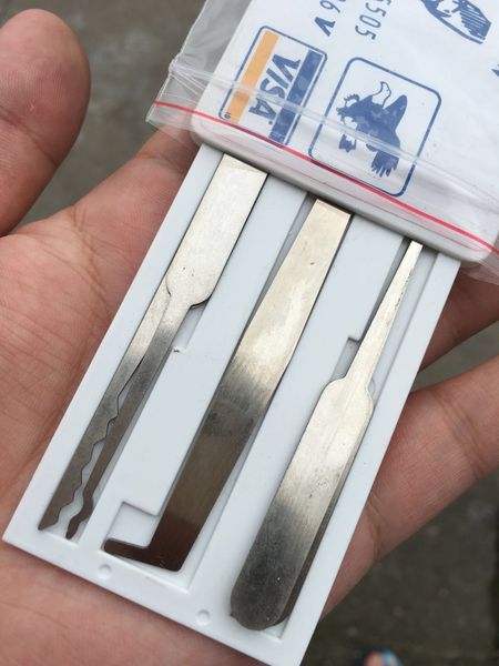 

james bond pocket lock pick tool set (5 pcs) durable ultra small easy carry without visa word