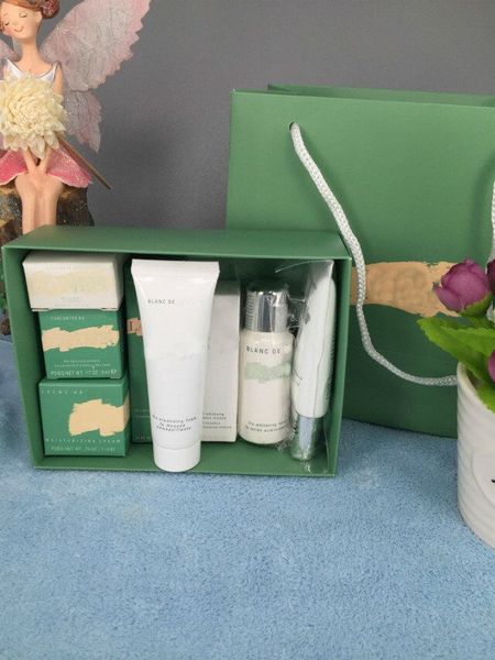 

with price famous brand la-mer moisturizing cream set 8 pieces per set fast ing
