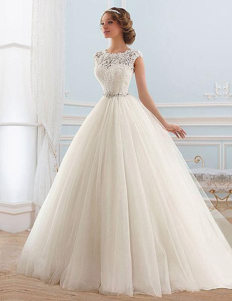 

2019 Newest Lace And Tulle Bride A-Line Wedding Dresses Princess Top Beading Scoop Brush Train Wedding Gown Vestido de noiva Custom Made