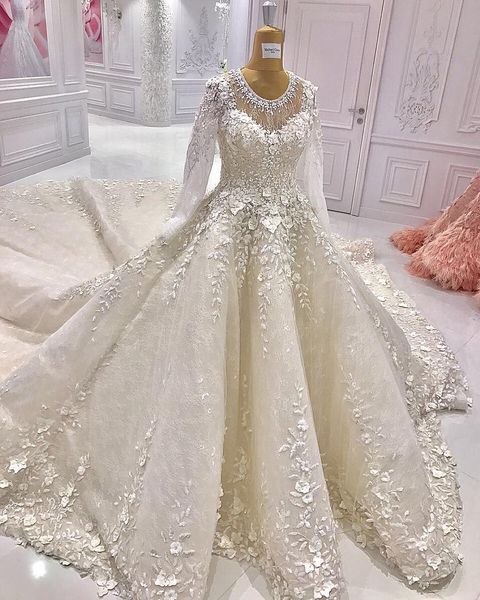 

роскошные 2017 с длинным рукавом свадебные платья 3d-цветочные аппликации собор поезд бисером кружева свадебные платья плюс размер бальное п, White