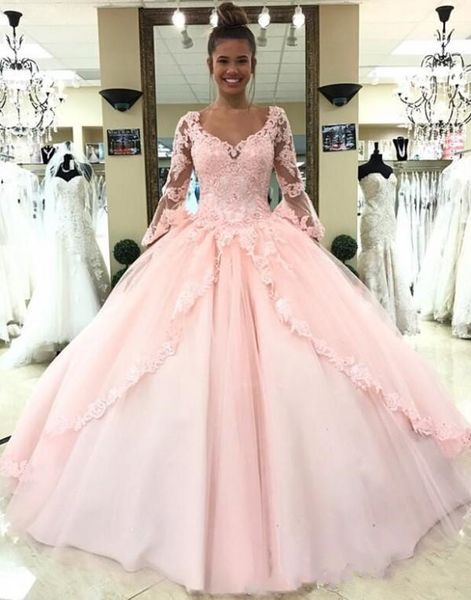 Vintage Pembe Ruffy Quinceanera Elbiseler Sevgiliye Dantel Aplikler Sheer Uzun Kollu Açık Geri Katmanlı Tatlı 16 Resmi Elbise