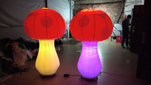

1.5 high beautiful big balloon inflatable mushroom for decoration