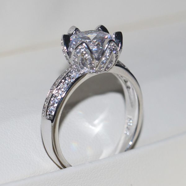 

vecalon flower jewelry ring round cut 3ct simulated diamond cz 925 sterling silver engagement wedding band ring for women, Slivery;golden