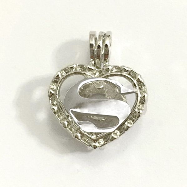 Superman-Buchstabe S, herzförmige Medaillon-Käfig-Anhänger-Montage, Buchstaben-Symbol-Stil, DIY-Perlen-Perlen-Anhänger-Halskette, passende schöne Charms