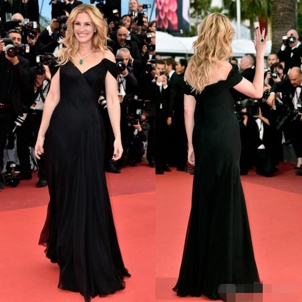 Abiti da celebrità del Festival di Cannes Julia Roberts in abiti da ballo a sirena con spalle scoperte Abito da sera in chiffon pieghettato con tappeto rosso