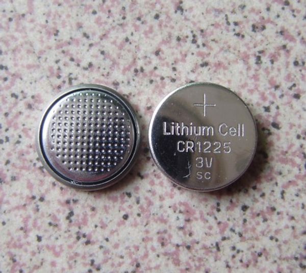 batteria orologio CR1225 3V al litio cellule batterie a bottone moneta 2000pcs non ricaricabili