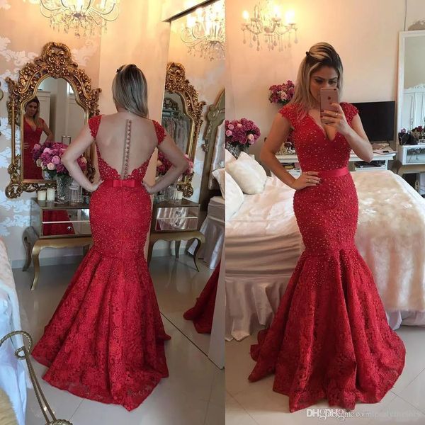 2017 Sexy Escuro Vermelho Vestidos de Noite Com Decote Em V Completo Lace Pérolas Sereia Arco Vestidos de Baile Plus Size Sheer Aberto Para Trás Formal Vestidos de festa