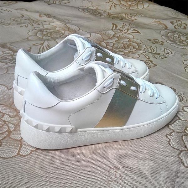 

34-46 new leather shoes for men and women, color matching rivets adornment casual shoes, handmade flat heel lovers walking shoes, Black