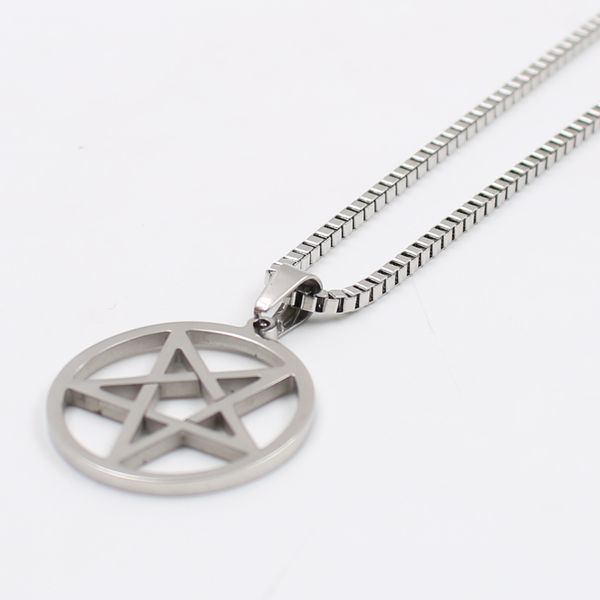 pentagrama símbolo satânico adoração de Satanás Wicca Pentáculo pingente de aço inoxidável colar prata ouro preto 2 4mm 24 polegadas caixa corrente f271s