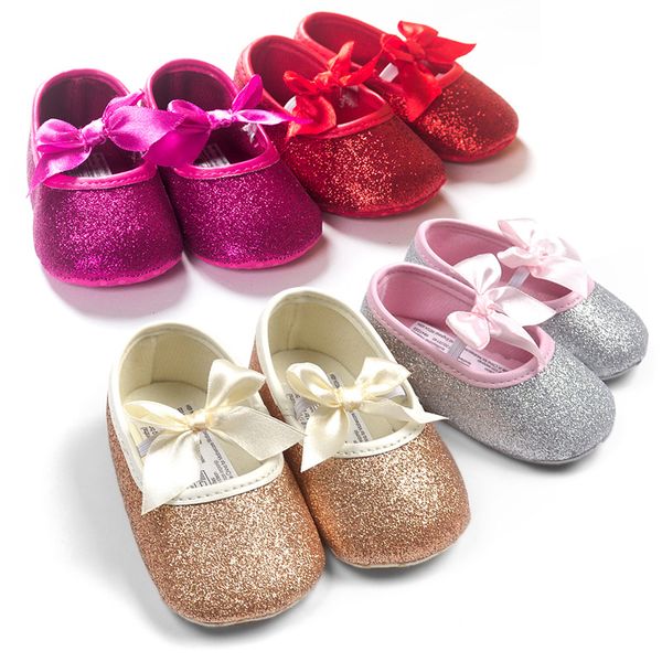 

новый горячий продавать золото серебро детские принцесса обувь детские мокасины нескользящей сандалии обувь 0-1 т 6 пар бесплатная доставка