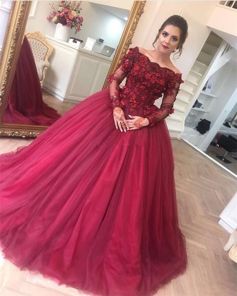 Top koyu kırmızı elbise quinceanera omuz kapalı uzun kollu dantel 3d aplikeestül tatlı 16 artı beden parti balo akşam elbiseleri s