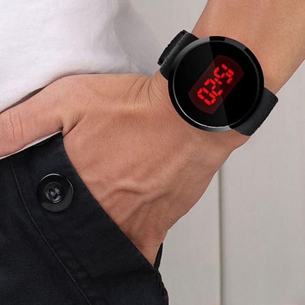 

Мужская мода Сенсорный Экран Круглый Шаблон Силиконовые LED Спортивные Наручные Часы Черный Цвет 2017 Горячей Продажи