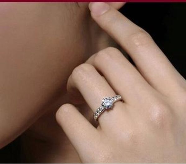 

rhinestone single diamond ring, 925 sterling silver,for wedding, engagment, noble and delicate, and high quality, Golden;silver