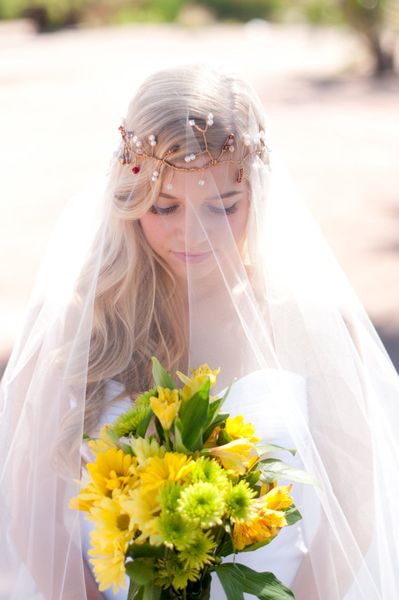 

new selling elegant fingertip crystal pearl gold birdal hair white ivory bridal head pieces for wedding dresses, Black